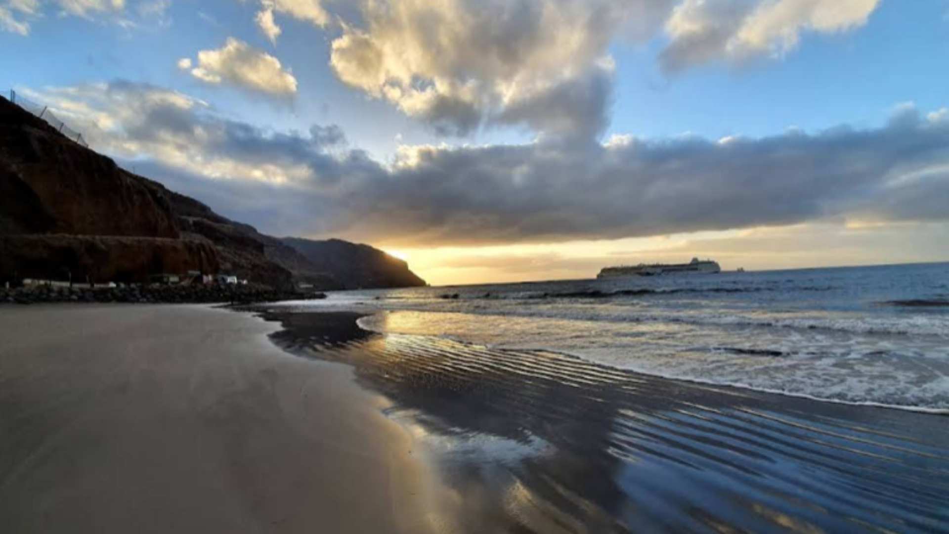 Playa de las Gaviotas (Santa Cruz de Tenerife)